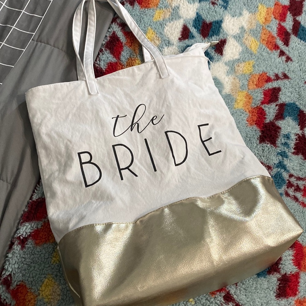 Bride tote